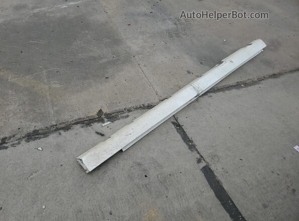 2C3CCAGG5JH226551 2018 CHRYSLER 300 White Widok komory silnika