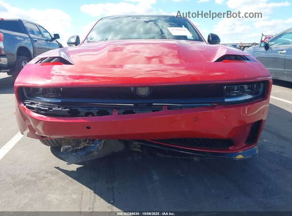 2C3CDBCK2SR560254 2025 DODGE CHARGER Красный Вид спереди