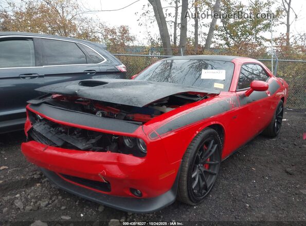 2C3CDZFJ0PH526676 2023 DODGE CHALLENGER Красный Передняя левая четверть