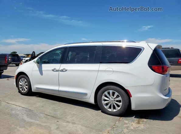 2C4RC1BG5JR113657 2018 CHRYSLER PACIFICA Белый Задняя левая четверть