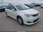 2020 Chrysler Pacifica Touring L Cream vin: 2C4RC1BG7LR204898