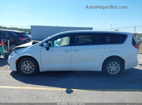 2C4RC1CG0SR551292 2025 CHRYSLER VOYAGER White Vista interior trasera