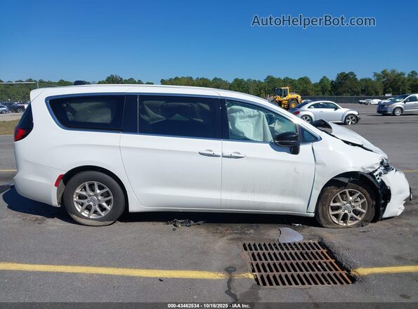 2C4RC1CG0SR551292 2025 CHRYSLER VOYAGER White Vista del cuadro de instrumentos