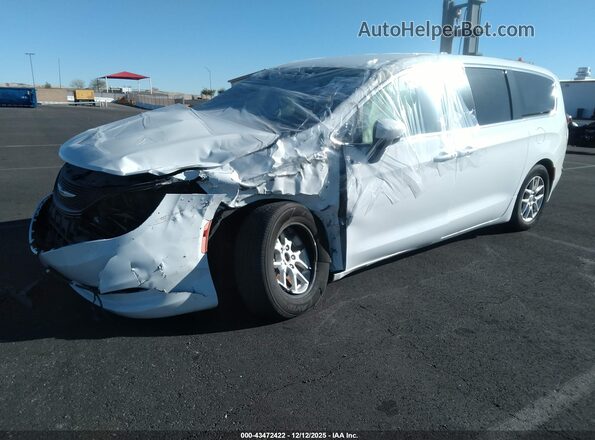 2C4RC1CG3NR160139 2022 CHRYSLER VOYAGER Белый Передняя левая четверть