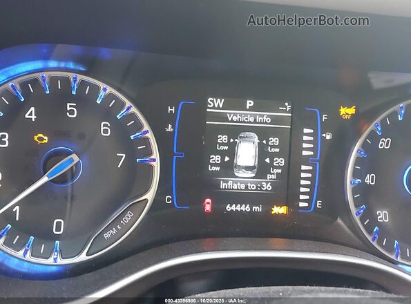 2C4RC1CG7PR530107 2023 CHRYSLER VOYAGER Gray Widok tylnych siedzeń