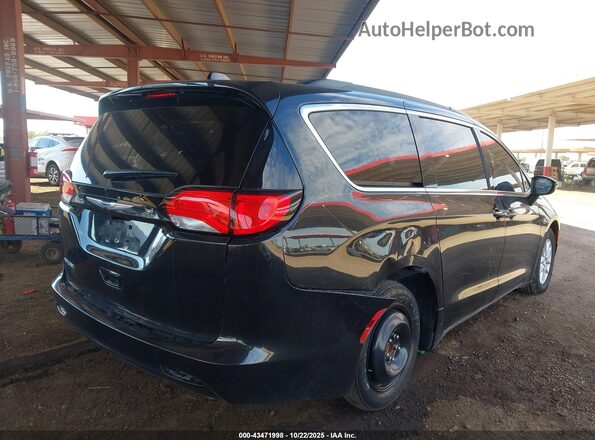 2C4RC1DG1LR261255 2020 CHRYSLER VOYAGER Черный Задняя правая четверть
