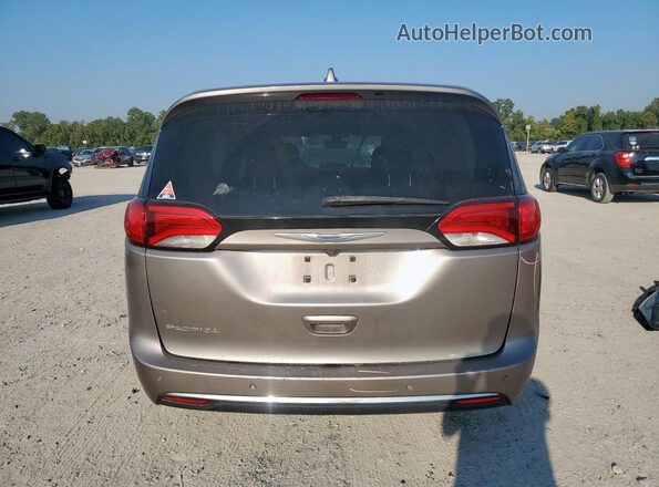 2C4RC1FG0JR157219 2018 CHRYSLER PACIFICA Золотой Вид сзади