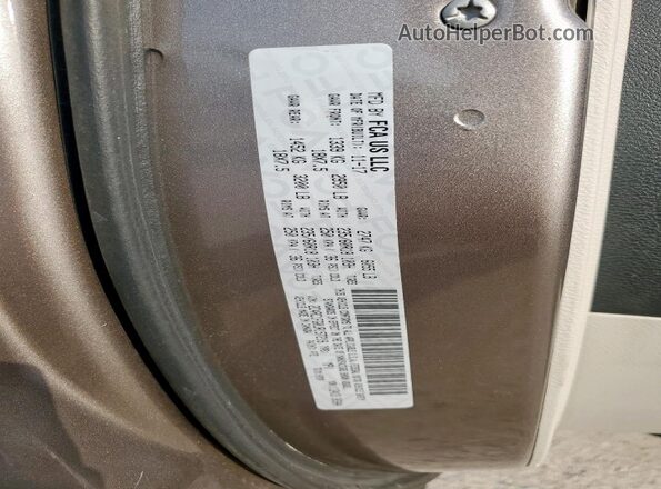 2C4RC1FG0JR157219 2018 CHRYSLER PACIFICA Золотой Панорамный вид салона 360°