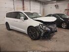 2020 Chrysler Pacifica Touring White vin: 2C4RC1FG0LR233170