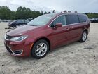 2018 Chrysler Pacifica Touring Plus Red vin: 2C4RC1FG3JR123713