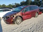 2021 Chrysler Pacifica Touring Burgundy vin: 2C4RC1FG9MR556537