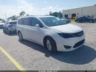 2020 Chrysler Pacifica Limited White vin: 2C4RC1GG9LR289428