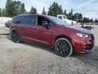 2023 Chrysler Pacifica Hybrid Limited Burgundy vin: 2C4RC1S78PR542915