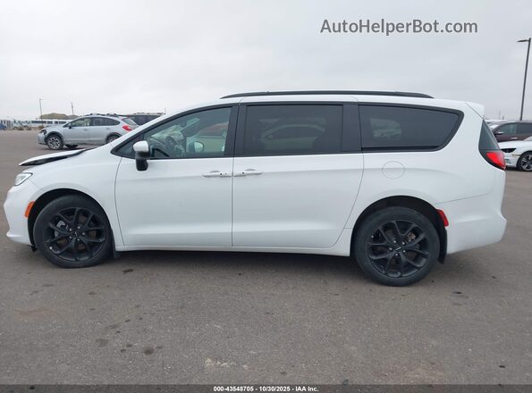 2C4RC3BG2PR528164 2023 CHRYSLER PACIFICA Белый Панорамный вид салона 360°