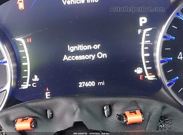 2C4RC3BG2PR528164 2023 CHRYSLER PACIFICA Белый Вид задних сидений
