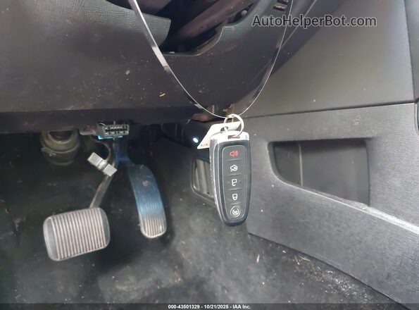 2FMGK5D87JBA07111 2018 FORD FLEX Белый Вид панели приборов