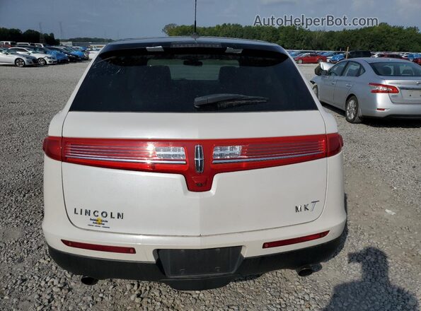 2LMHJ5AT2JBL00287 2018 LINCOLN MKT Белый Вид сзади