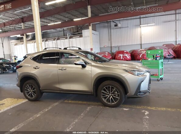 2T2AKCEZ7RC018534 2024 LEXUS NX 350H Gray Widok wnętrza 360 stopni