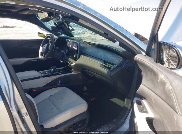 2T2BAMBA3PC002808 2023 LEXUS RX 350 Серебряный Вид салона спереди