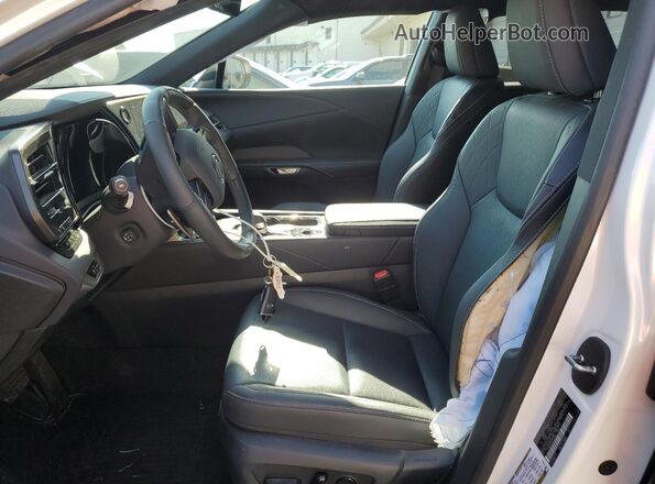 2T2BAMCAXSC094460 2025 LEXUS RX White Front interior view