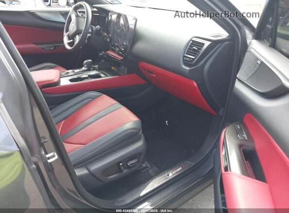 2T2KGCEZ8RC042587 2024 LEXUS NX 350 Gray Widok wnętrza z przodu