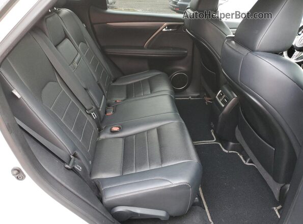 2T2YZMDA0MC266841 2021 LEXUS RX White Widok wnętrza z tyłu