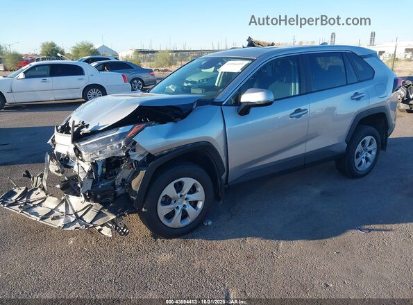 2T3G1RFV6PC379774 2023 TOYOTA LE Silver Առջևի ձախ երեք քառորդ տեսարան
