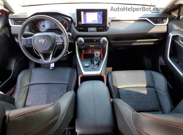 2T3J1RFVXPW377319 2023 TOYOTA RAV4 Red Вид панелі приладів