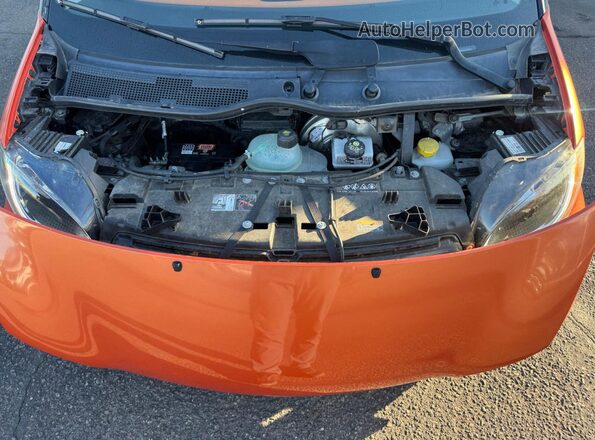 WMEFJ9BAXHK230583 2017 SMART FORTWO Оранжевый Вид панели приборов