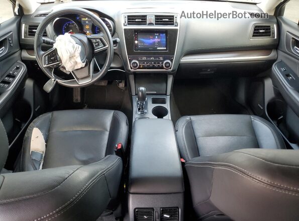 4S3BNAN68J3013799 2018 SUBARU LEGACY Charcoal Սարքավորումների վահանակի տեսք