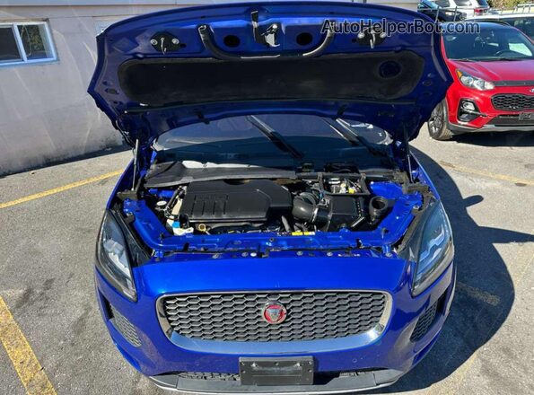 SADFP2FX5L1Z77501 2020 JAGUAR E-PACE Blue Dashboard view