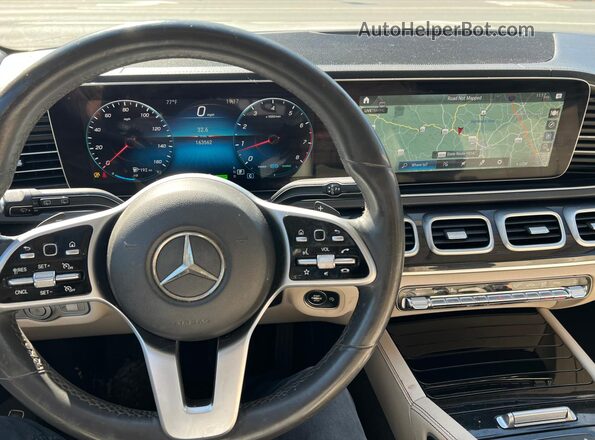 4JGFF5KE7LA220129 2020 MERCEDES-BENZ GLS Белый Вид панели приборов