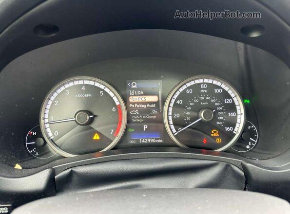 JTJBARBZ1J2157562 2018 LEXUS NX Черный Вид салона спереди