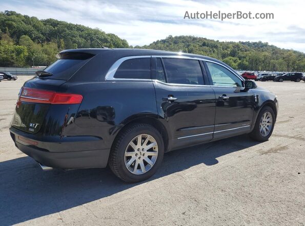 2LMHJ5NK5JBL02651 2018 LINCOLN MKT Черный Передняя правая четверть