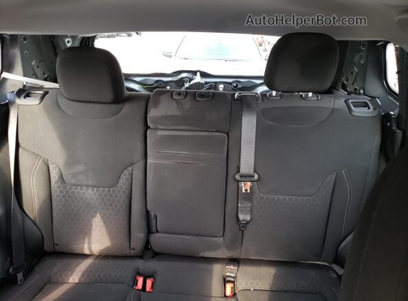 3C4NJCAB6HT669215 2017 JEEP COMPASS Gray Widok tylnych siedzeń