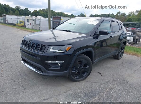 3C4NJCBB6JT327008 2018 JEEP COMPASS Черный Передняя левая четверть