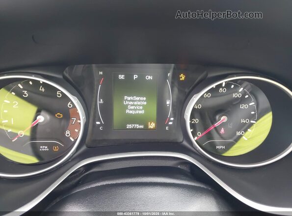 3C4NJCBB6JT327008 2018 JEEP COMPASS Черный Вид задних сидений