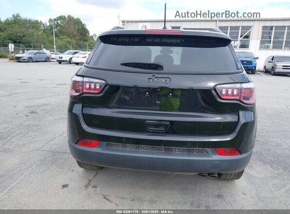 3C4NJCBB6JT327008 2018 JEEP COMPASS Черный 