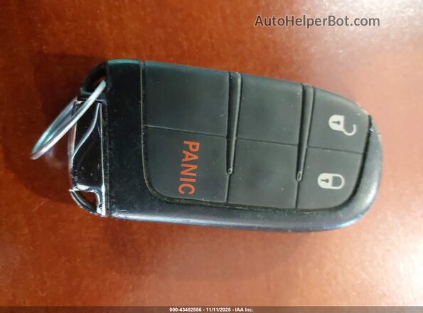 3C4NJDBB6NT231116 2022 JEEP COMPASS Black Widok deski rozdzielczej