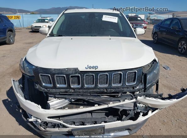 3C4NJDCB5HT641392 2017 JEEP NEW COMPASS White Widok zestawu wskaźników