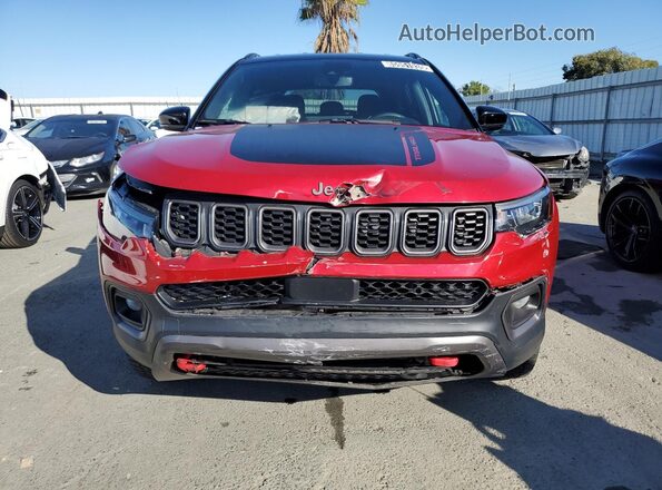 3C4NJDDN2ST533182 2025 JEEP COMPASS Красный Панорамный вид салона 360°