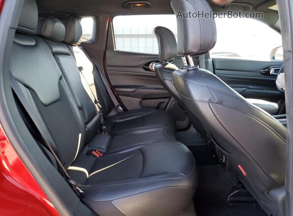 3C4NJDDN2ST533182 2025 JEEP COMPASS Красный Вид задней части салона