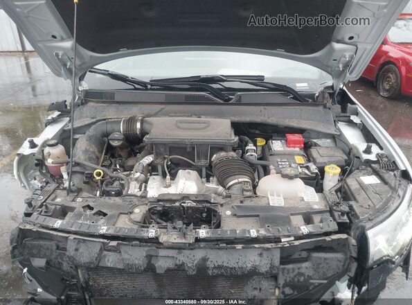 3C4NJDDN5RT149858 2024 JEEP COMPASS Серебряный Вид сзади