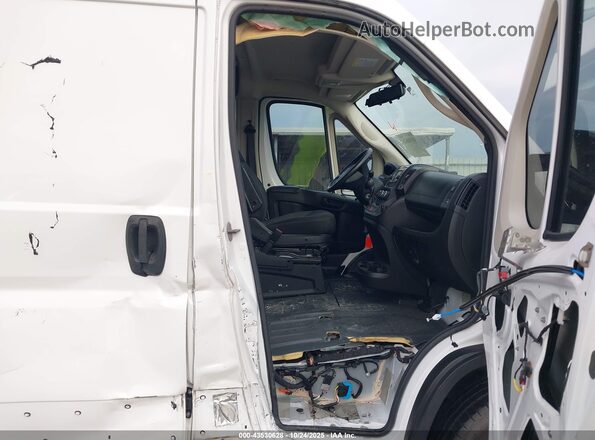 3C6LRVBG3ME513581 2021 RAM PROMASTER 1500 Белый Вид салона спереди