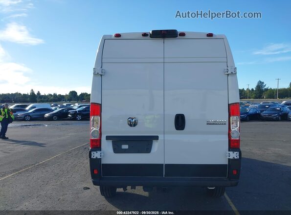 3C6LRVDG5RE140340 2024 RAM PROMASTER 2500 Белый 