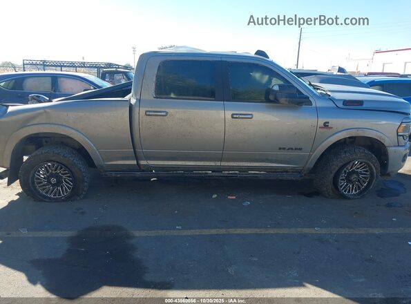 3C6UR5FL2NG228372 2022 RAM 2500 Серый Вид задней части салона