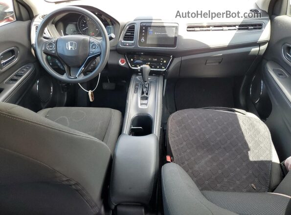 3CZRU5H51LM714031 2020 HONDA HR-V Красный Вид панели приборов