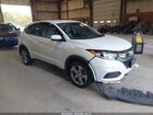 2020 Honda Hr-v Awd Lx White vin: 3CZRU6H35LM716708