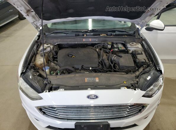 3FA6P0HD2HR189538 2017 FORD FUSION White Widok wnętrza z tyłu