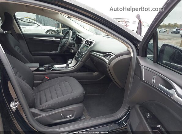 3FA6P0LU2GR352078 2016 FORD FUSION HYBRID Черный Вид салона спереди